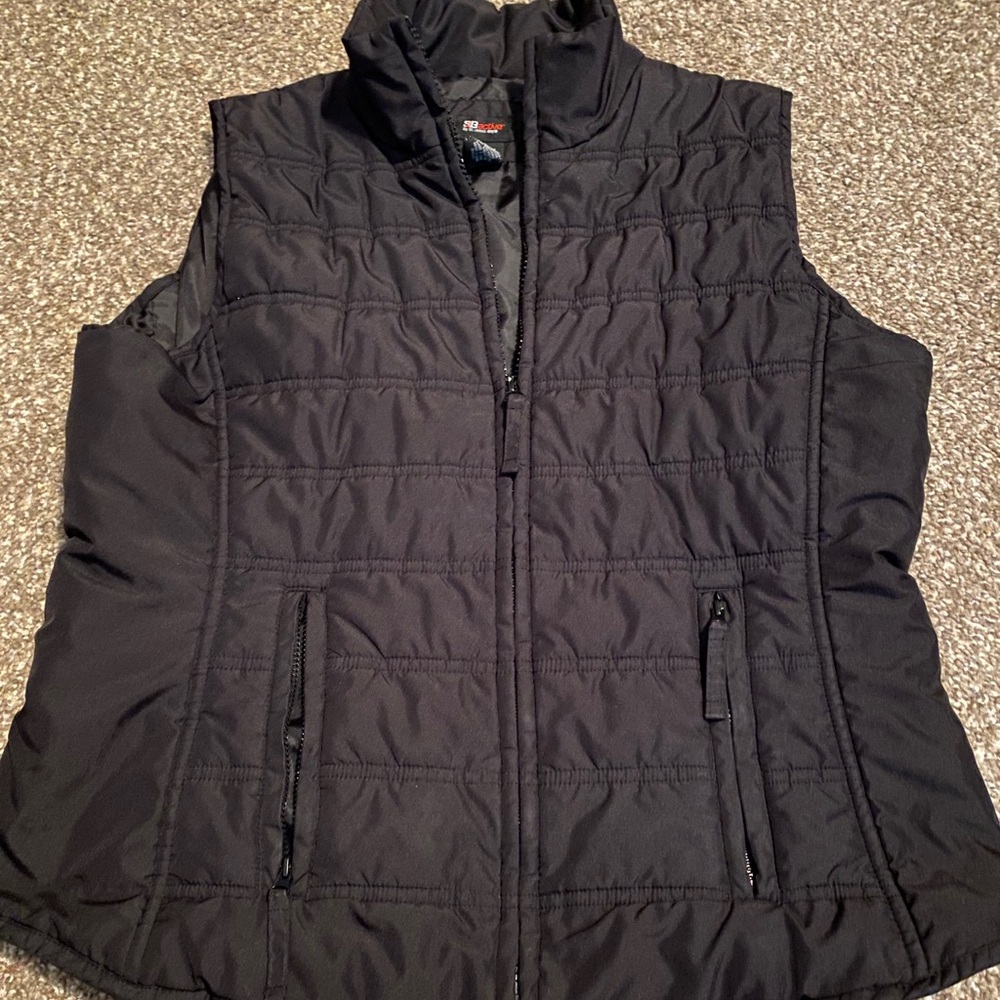 Women’s down vest